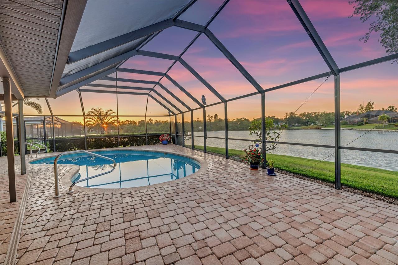 771 Suwannee Ct., St Petersburg, FL 33702