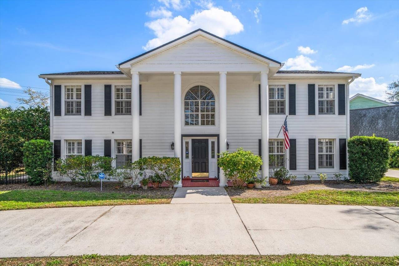 2102 S Fore Cir., Tampa, FL 33612