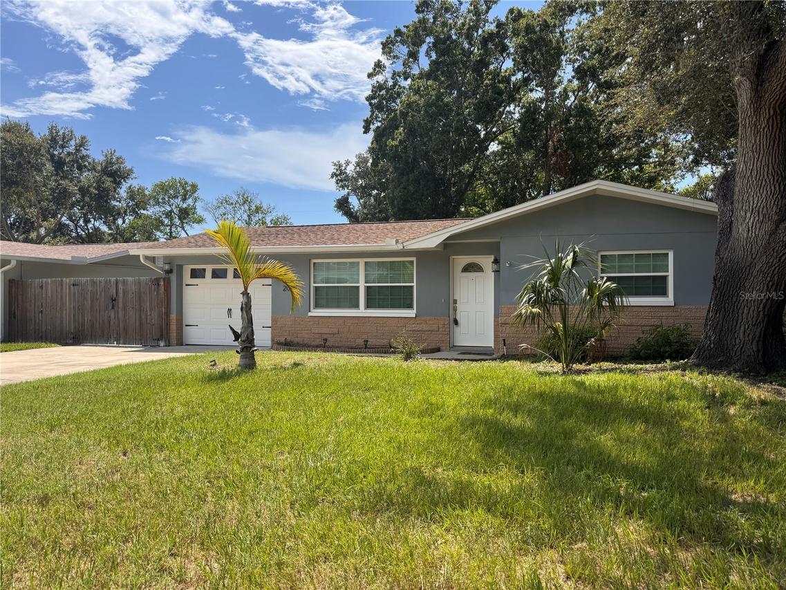2020 Yale Ave., Dunedin, FL 34698