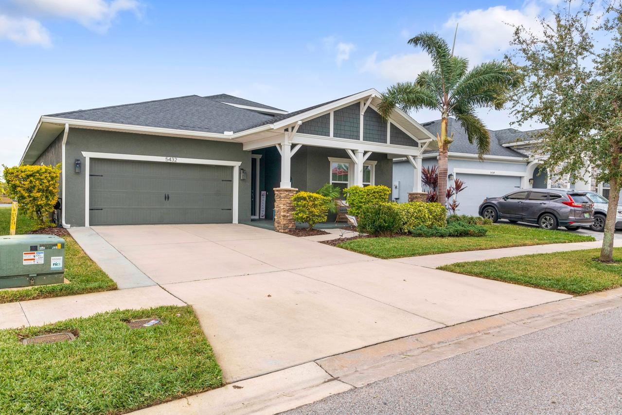 5432 Silver Sun Dr., Apollo Beach, FL 33572