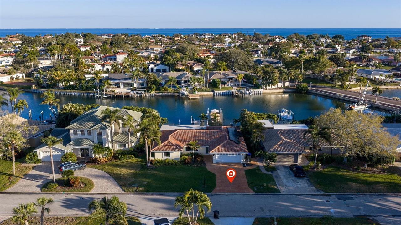 2024 Massachusetts Ave., St Petersburg, FL 33703