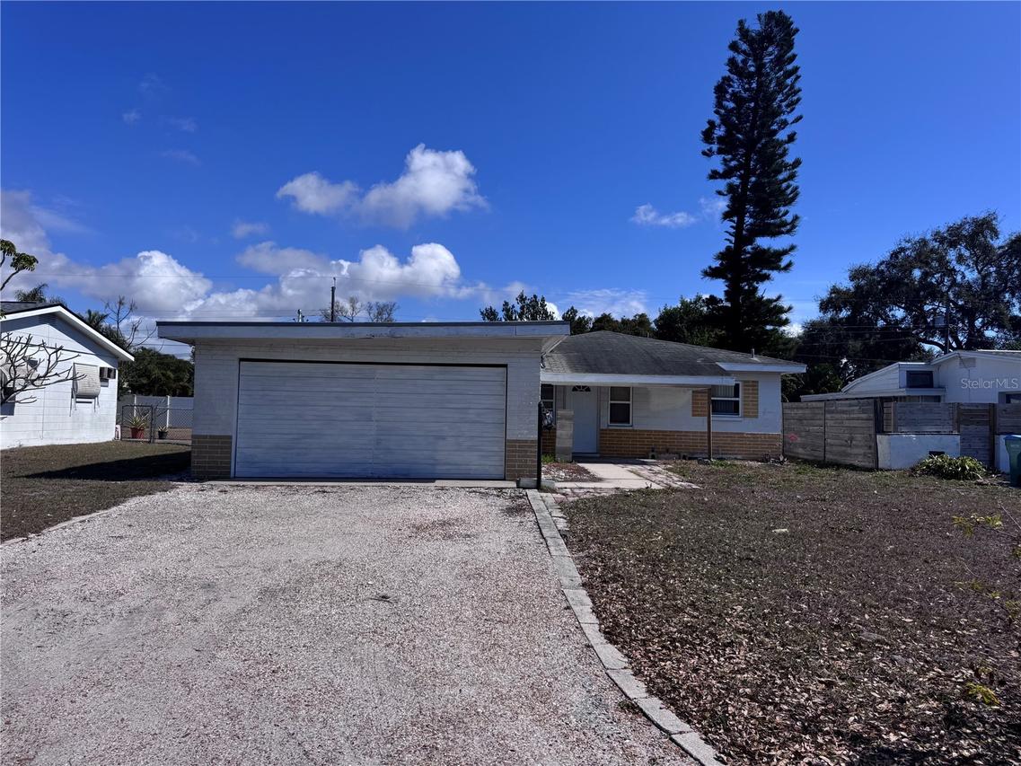 5713 Orange Rd., Seminole, FL 33772