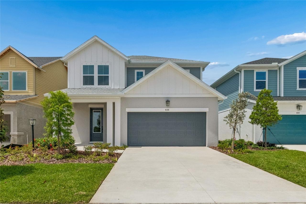 626 Kingswood Ct., Bradenton, FL 34212
