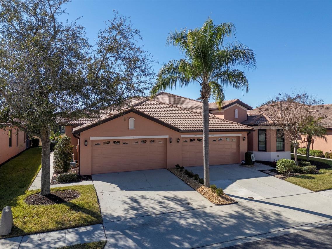 125 Shell Falls Dr., Apollo Beach, FL 33572