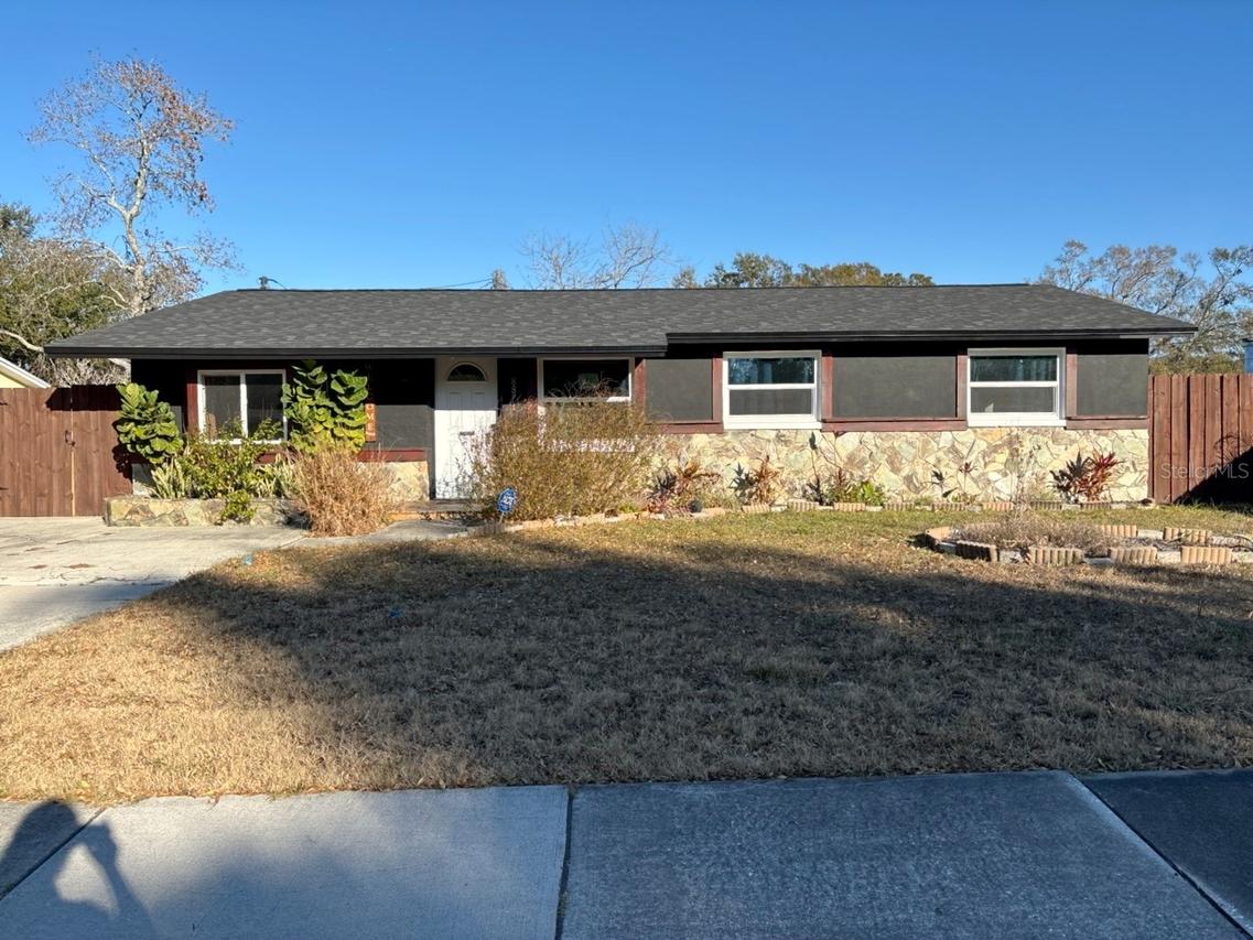 8871 94th St., Seminole, FL 33777