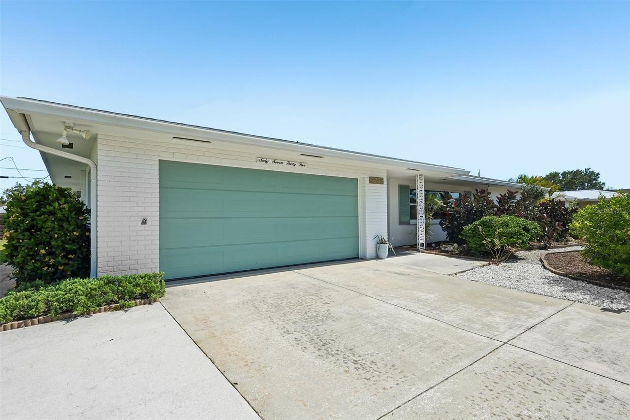 6735 Keystone Dr., Sarasota, FL 34231