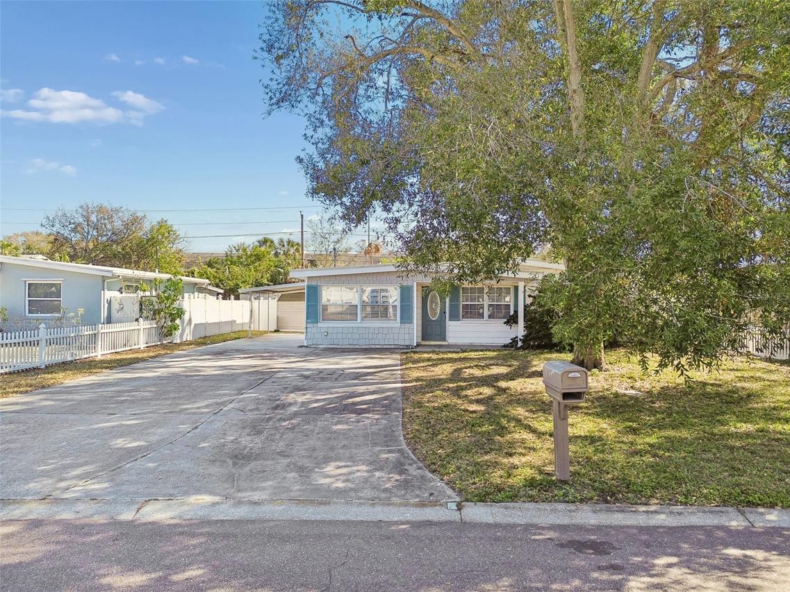 255 Wertz Dr., Largo, FL 33771