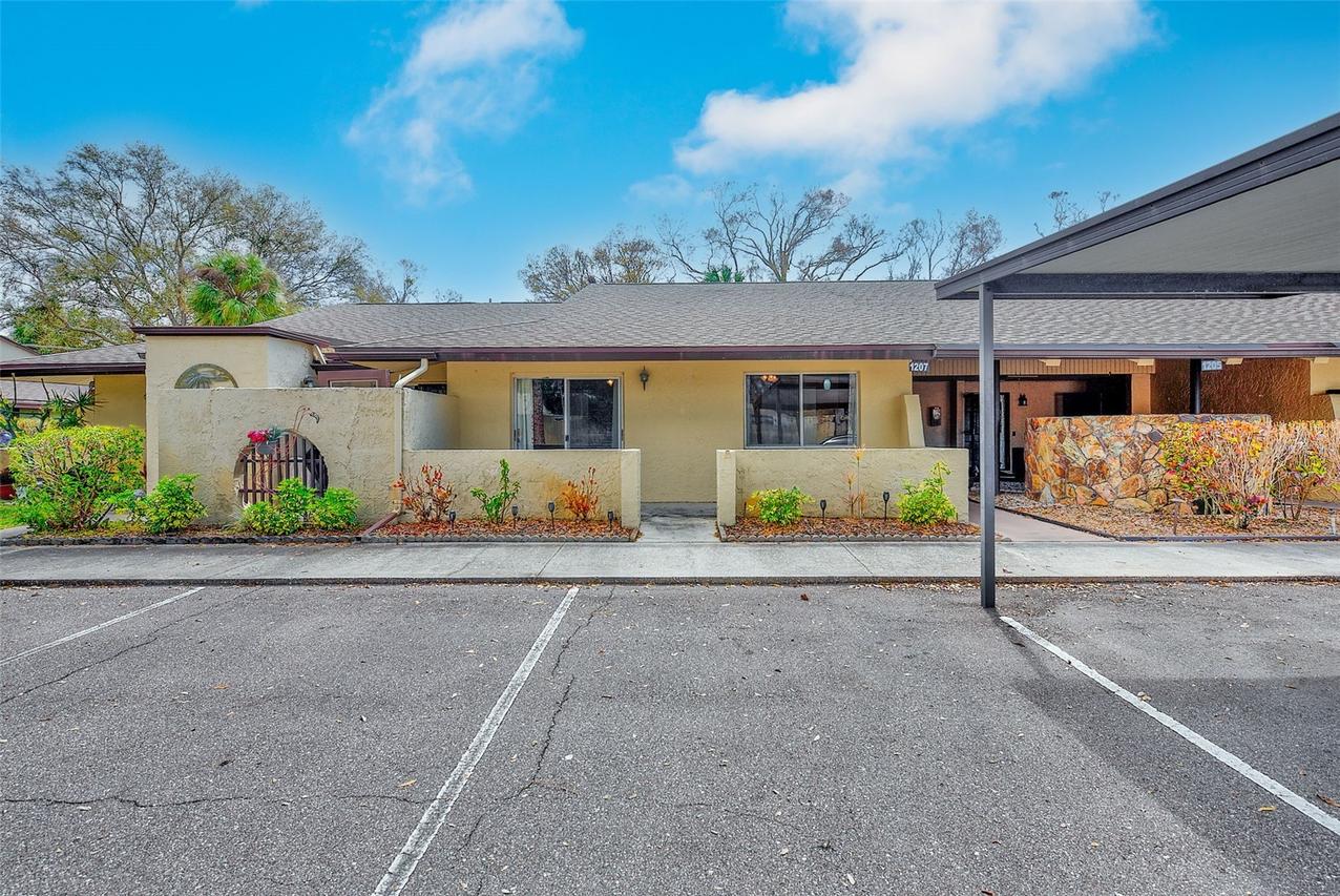 1207 13th Cir. #7, Largo, FL 33771
