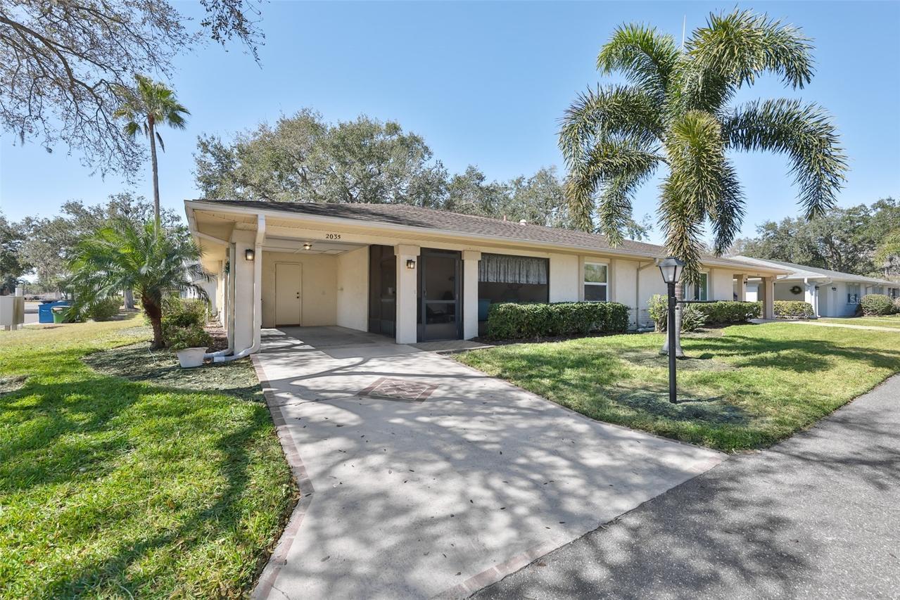 2035 Hampstead Cir., Sun City Center, FL 33573