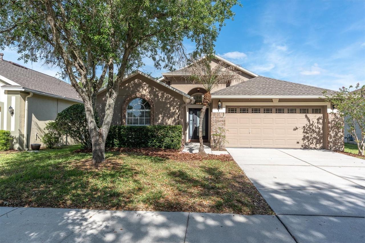16314 Bridgeglade Ln., Lithia, FL 33547