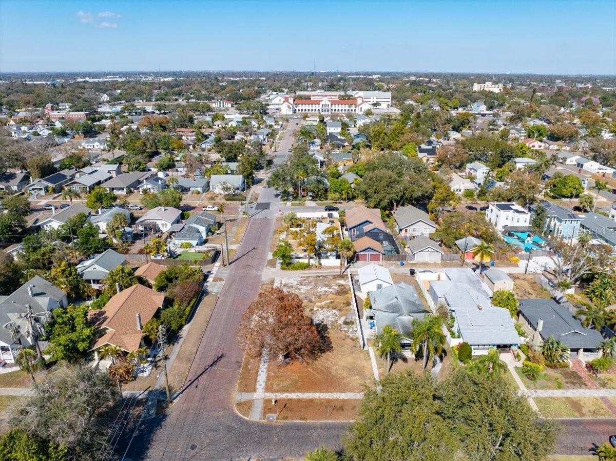 2555 Burlington Ave., St Petersburg, FL 33713