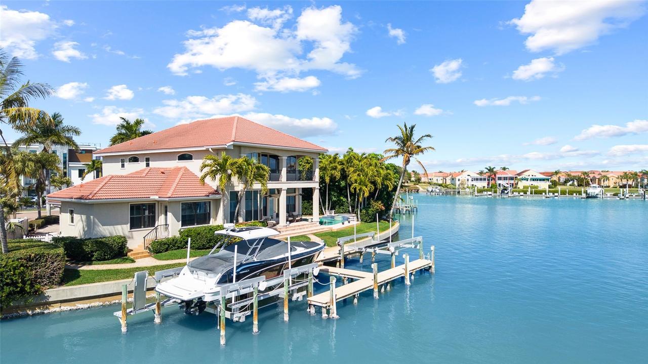 4914 59th Ave., St Petersburg, FL 33715