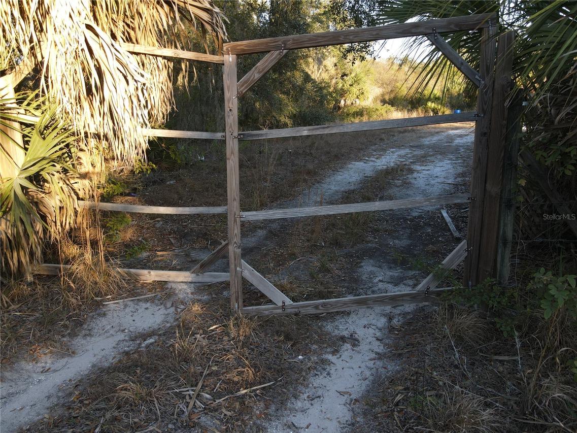 14420 Highland Rd., Wimauma, FL 33598