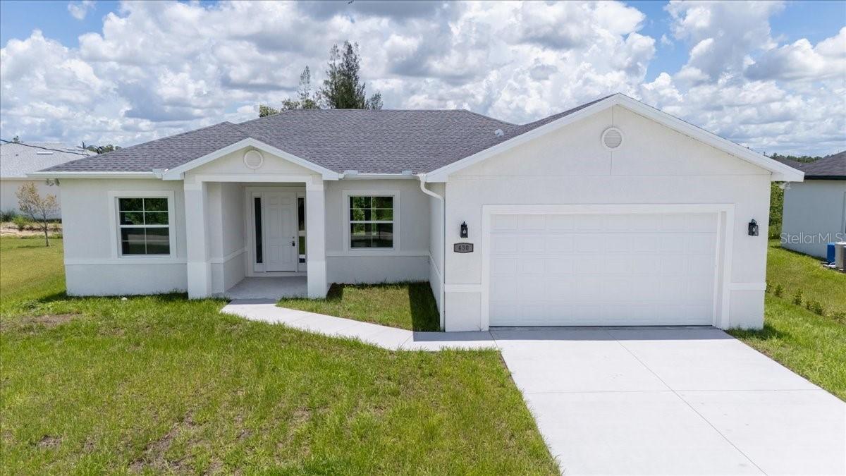 430 Mercedes Ct., Lehigh Acres, FL 33972