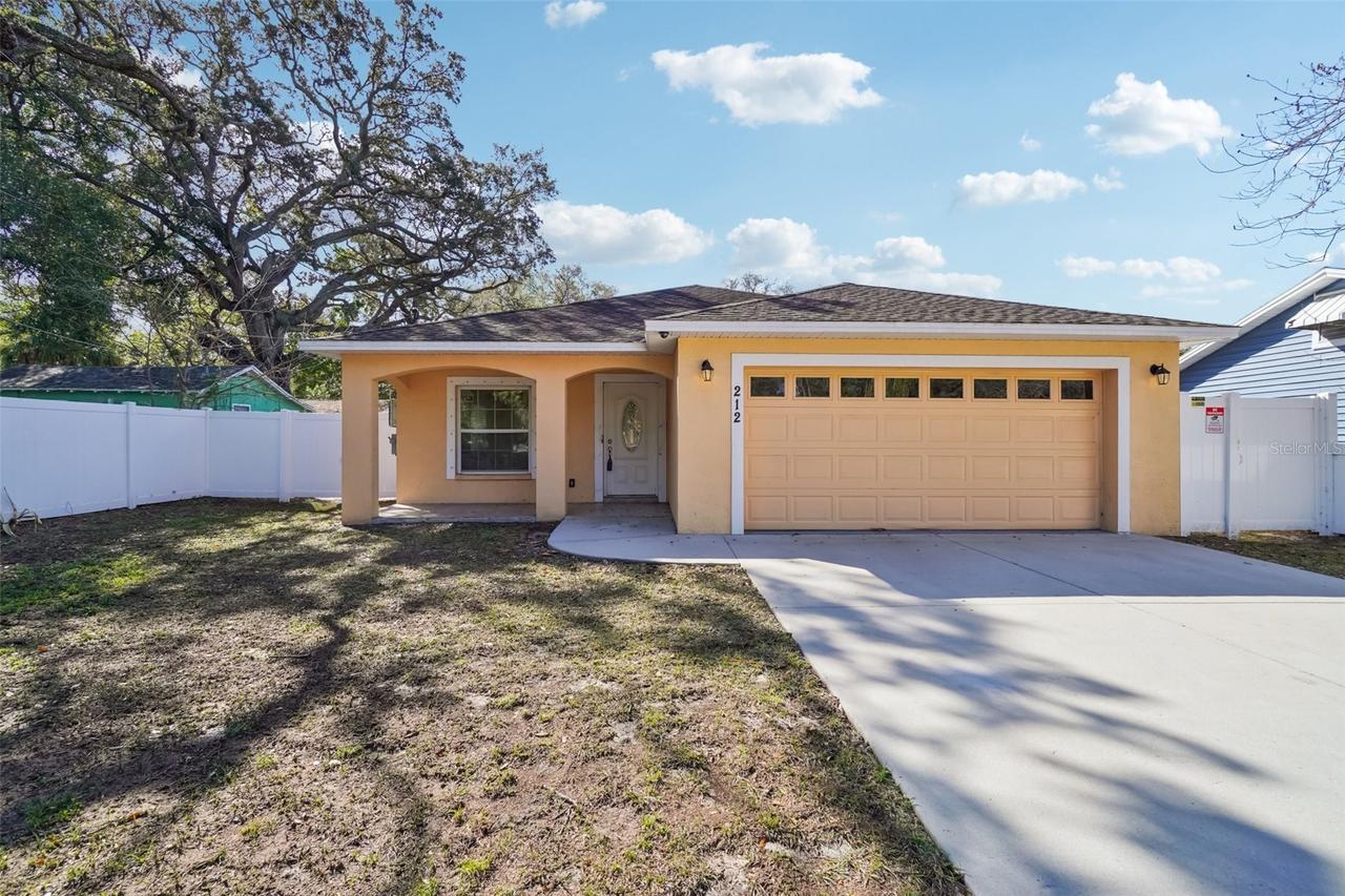 212 W Humphrey St., Tampa, FL 33604