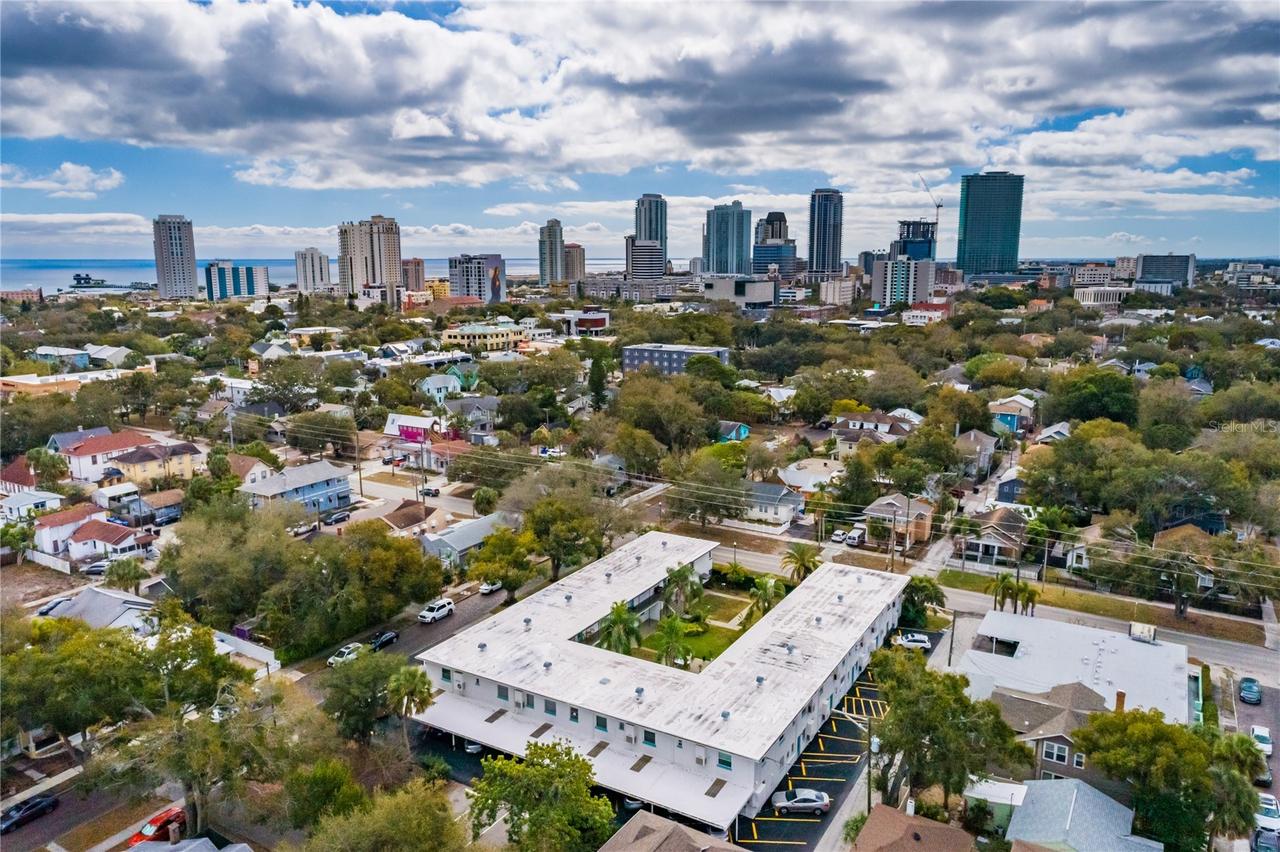 525 9th Ave. #9, St Petersburg, FL 33701