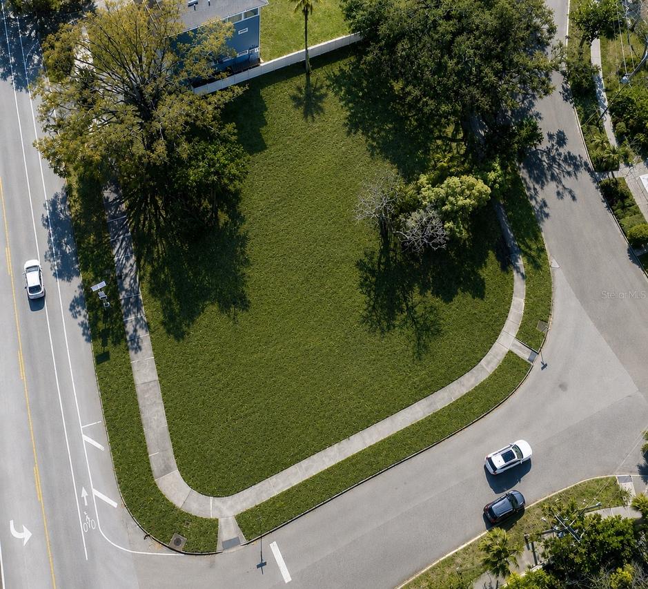 116 W Davis Blvd., Tampa, FL 33606