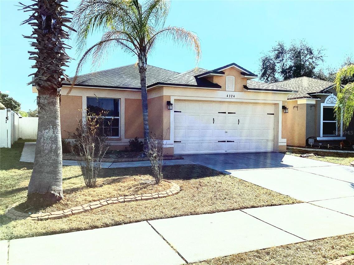 4324 Country Hills Blvd., Plant City, FL 33563