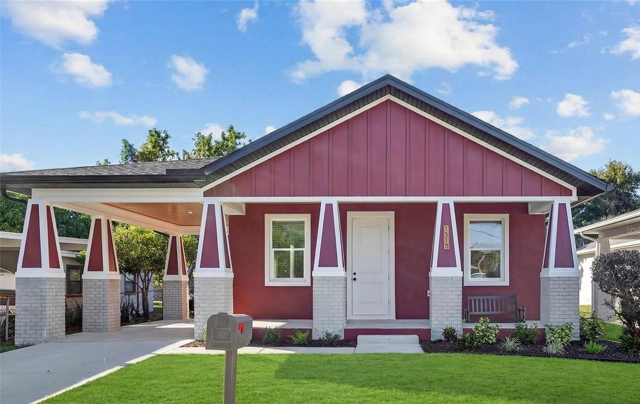 1515 E Knollwood St., Tampa, FL 33610