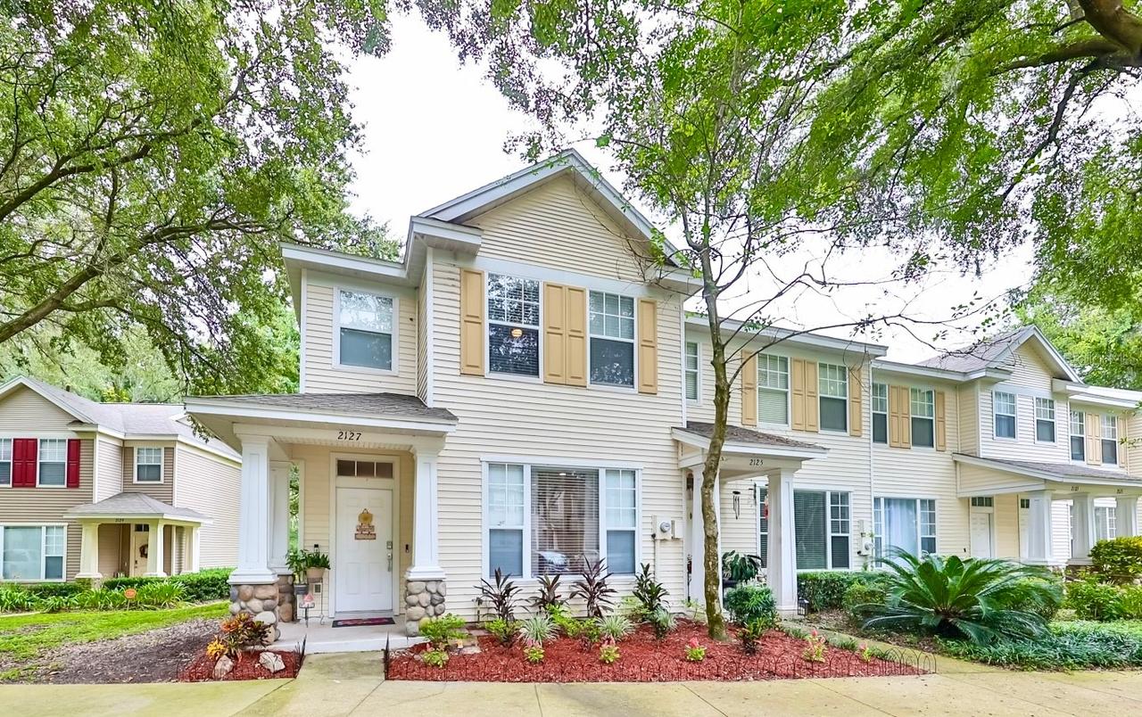 2127 Golden Oak Ln., Valrico, FL 33594