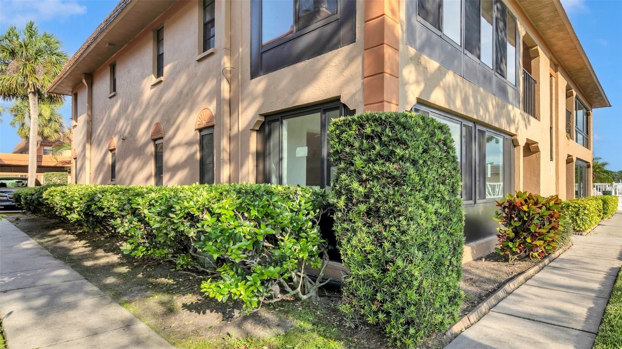 10192 Seminole Island Dr., Largo, FL 33773