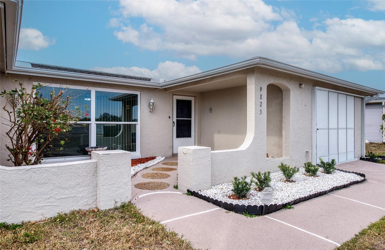 9825 Aetna Ln., Port Richey, FL 34668