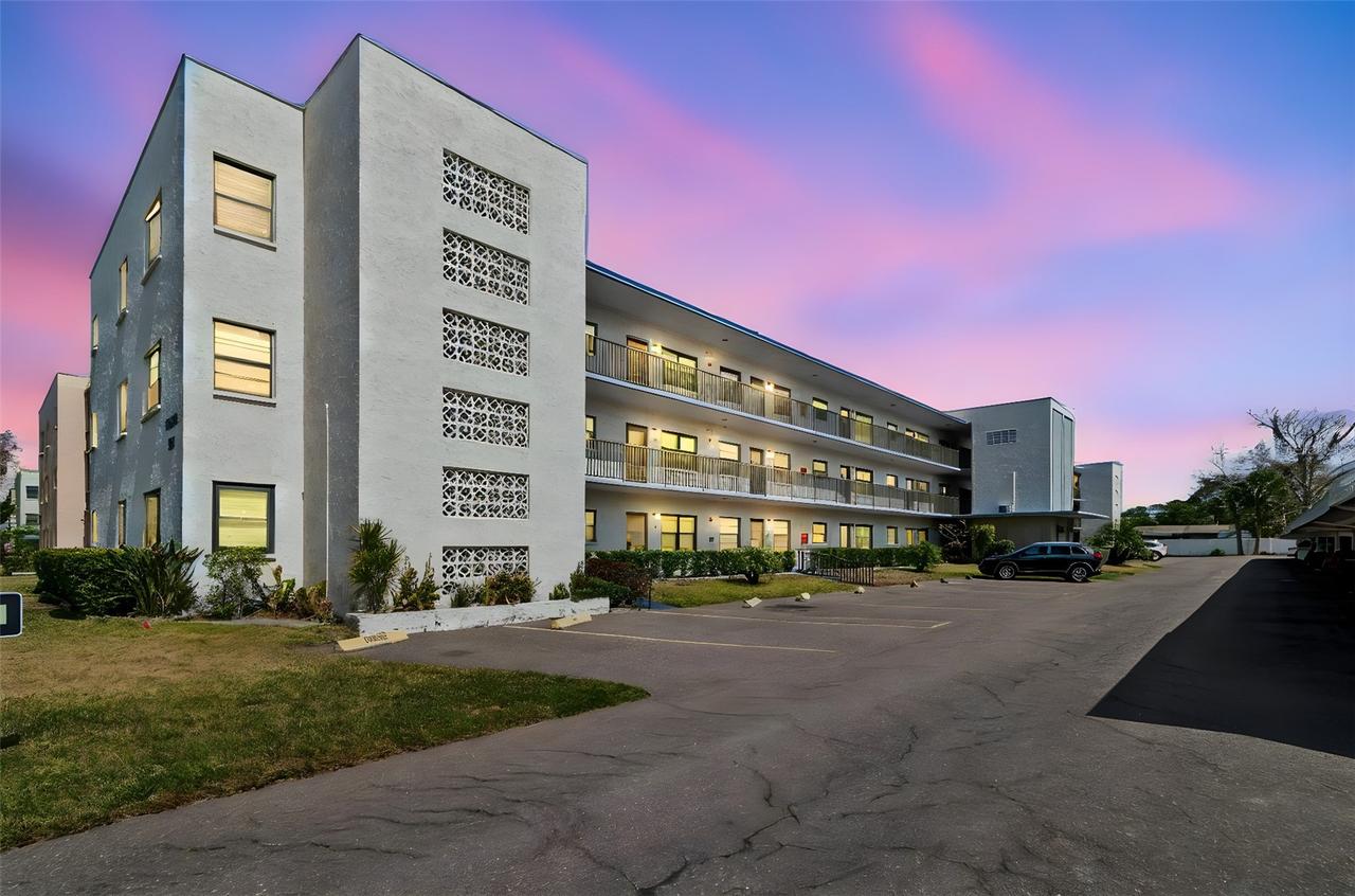 5969 Terrace Park Dr. #307, St Petersburg, FL 33709