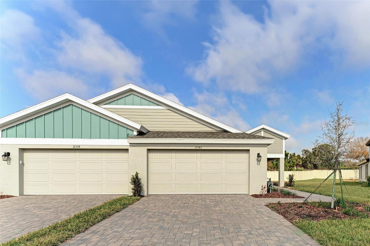 12342 Oak  Hill Way, Parrish, FL 34219