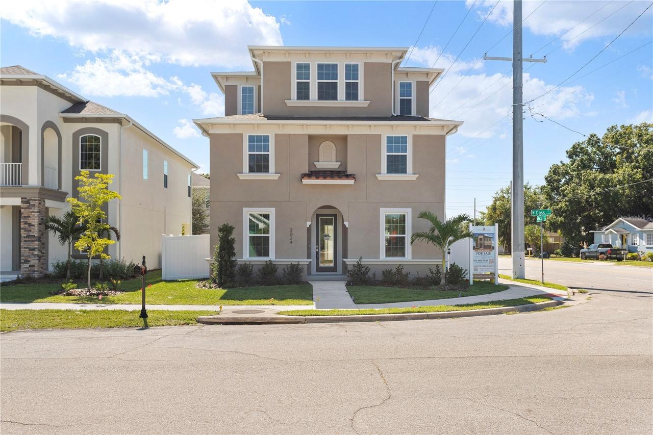 1305 W Nassau St., Tampa, FL 33607