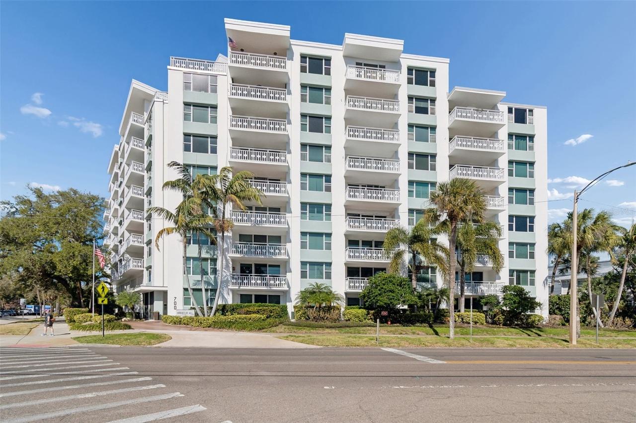 700 Beach Dr. #701, St Petersburg, FL 33701