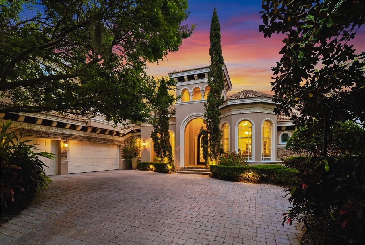 1368 Playmoor Dr., Palm Harbor, FL 34683