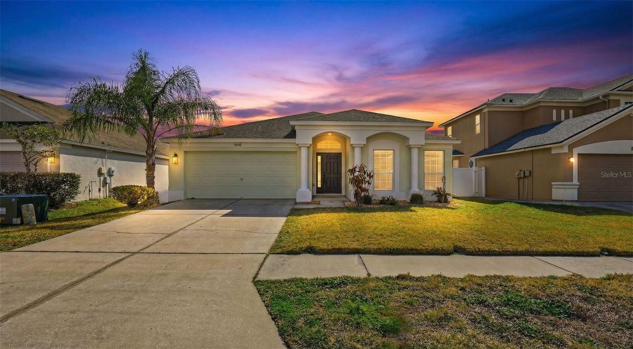 30428 Randall Manor St., Wesley Chapel, FL 33545