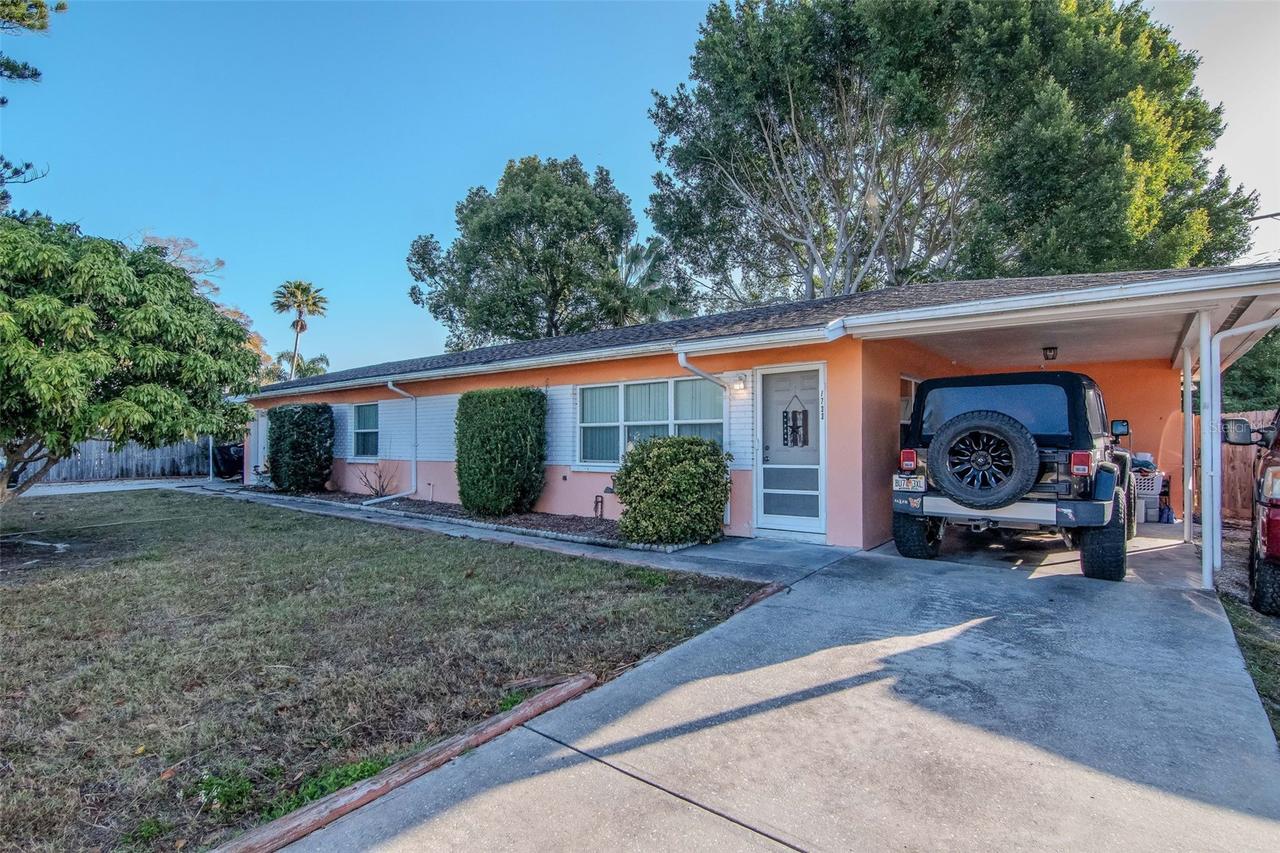 1731 Gladys St., Largo, FL 33774