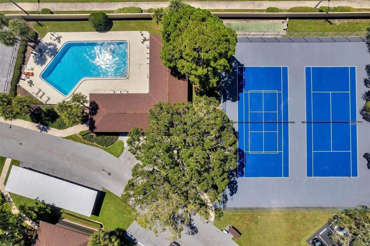 2682 Sabal Springs Cir. #204, Clearwater, FL 33761