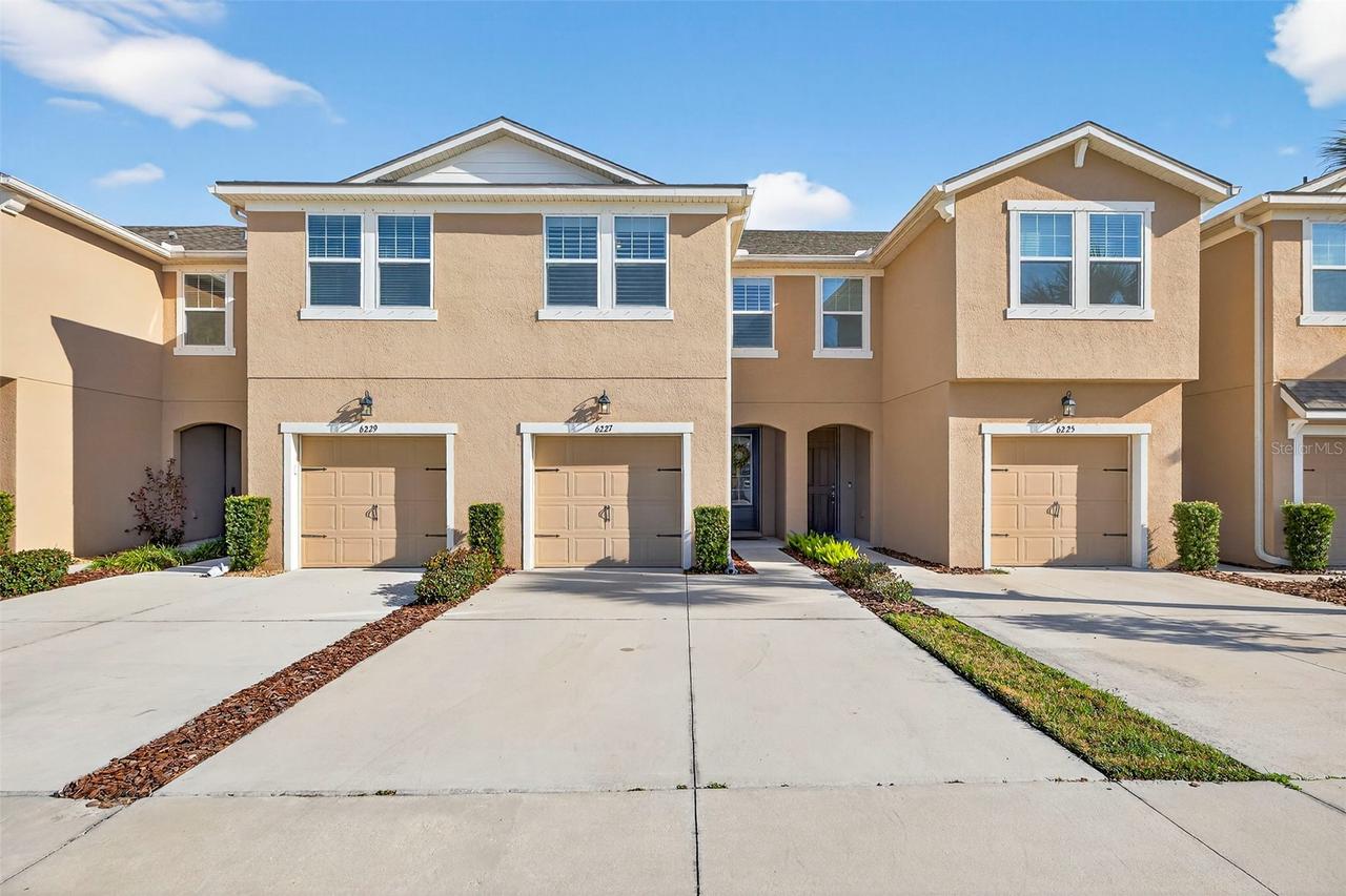 6227 Scarlet Darter Way, Tampa, FL 33625