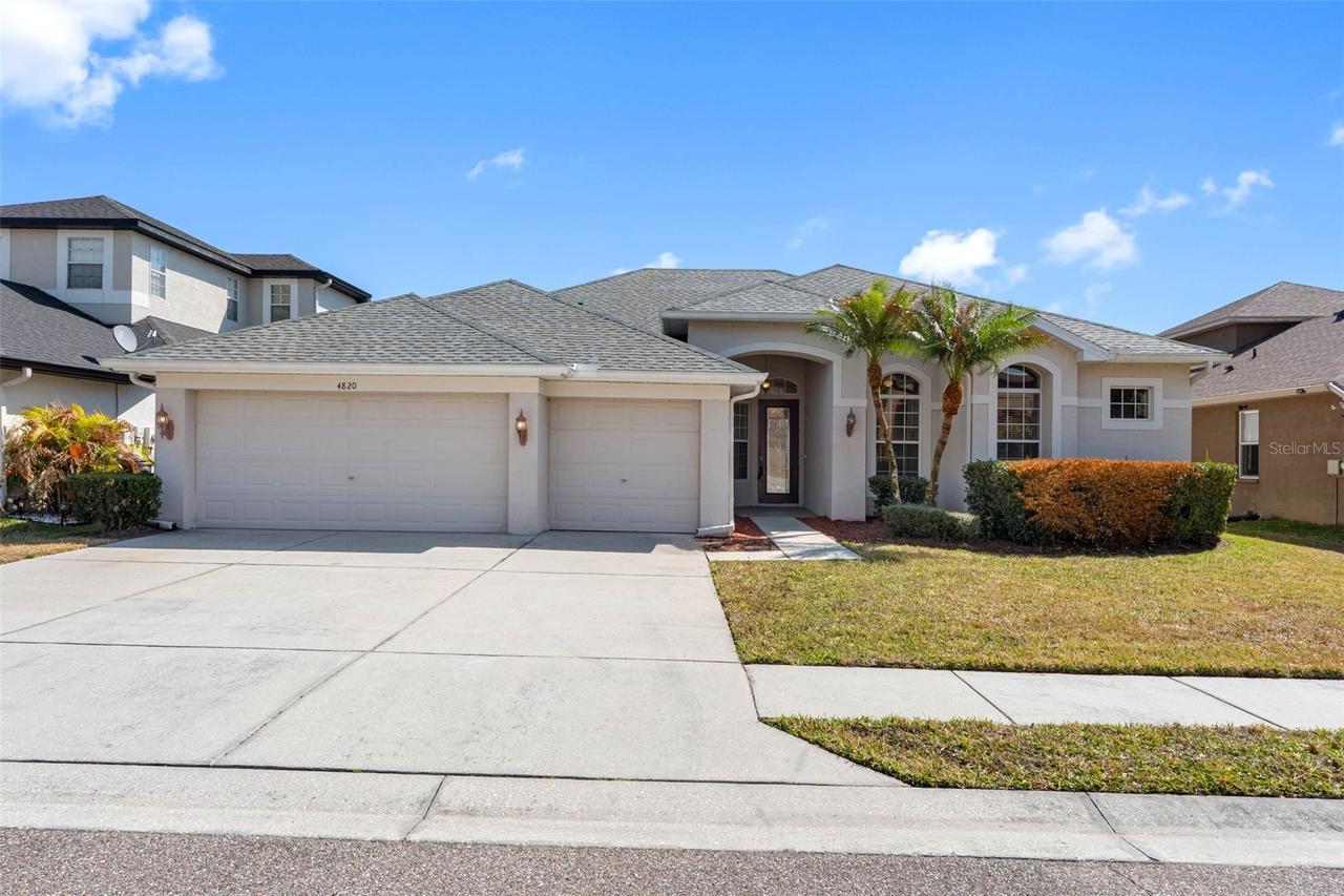 4820 Portmarnock Way, Wesley Chapel, FL 33543