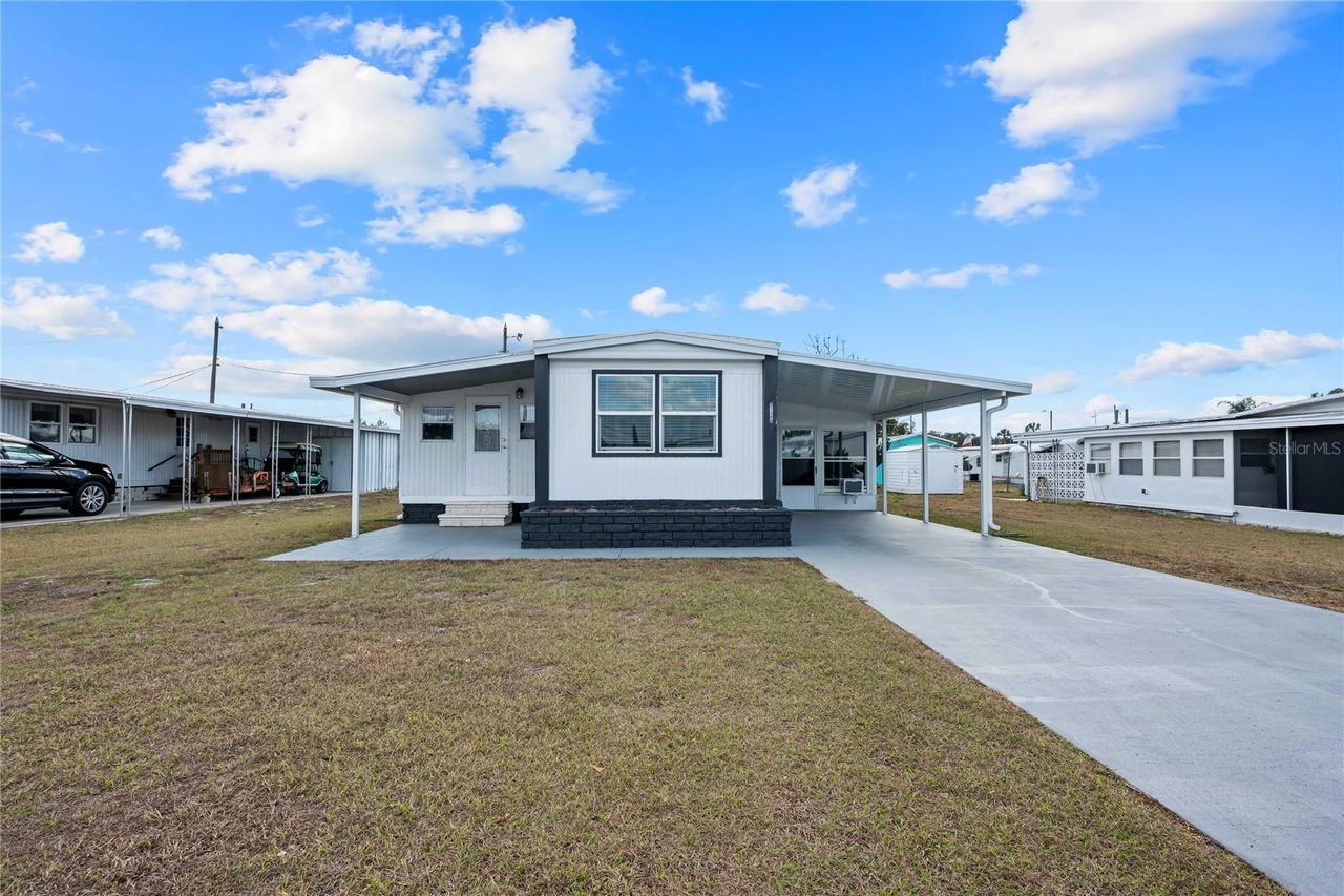 37240 Beverly Ave., Zephyrhills, FL 33542