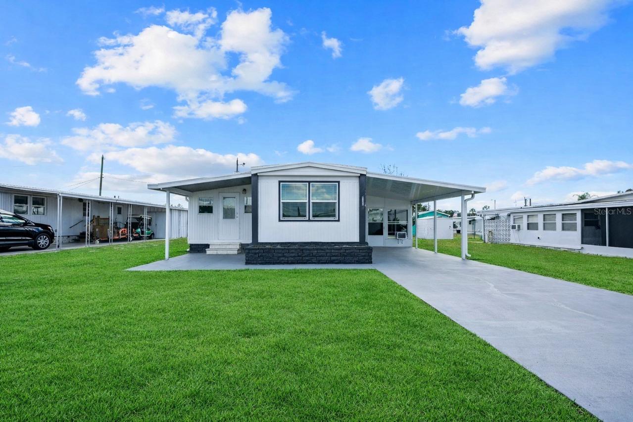 37240 Beverly Ave., Zephyrhills, FL 33542