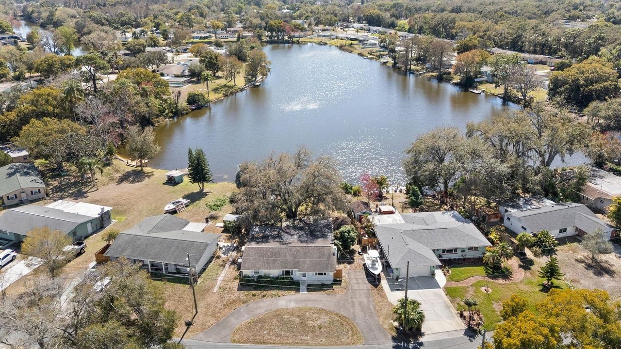 6870 Parkside Dr., New Port Richey, FL 34653