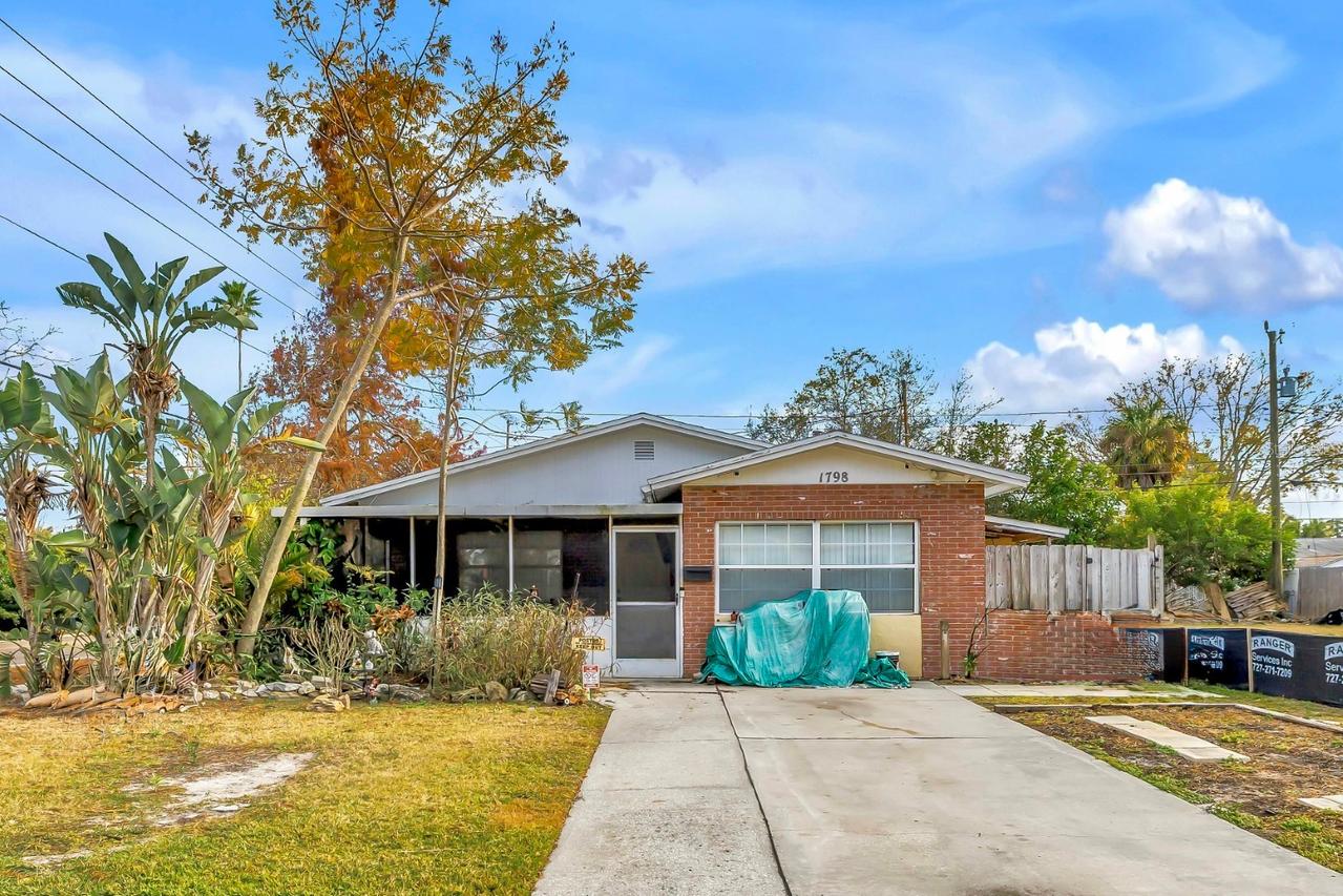 1798 New Hampshire Ave., St Petersburg, FL 33703