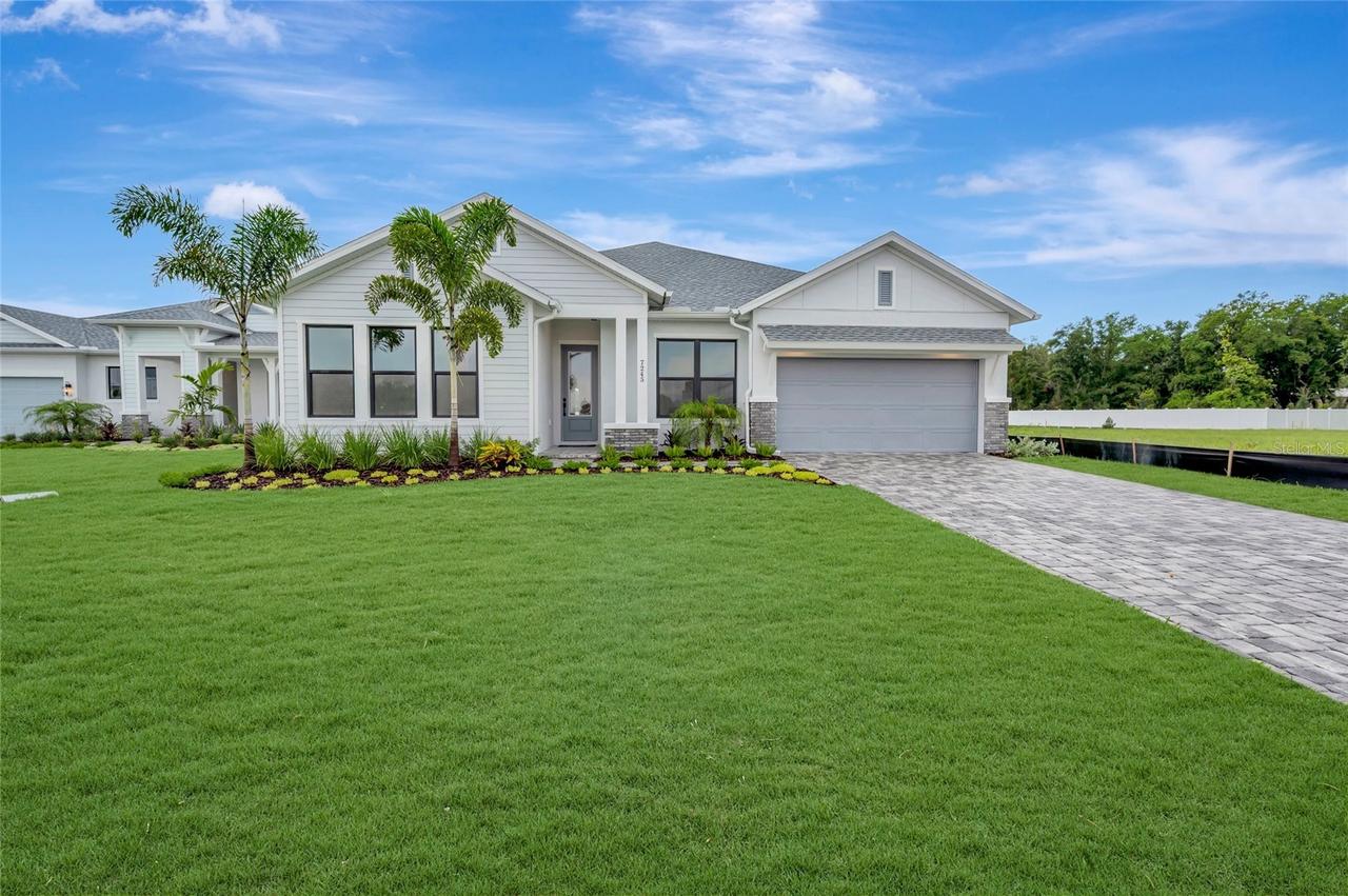 7245 Meadowshade Ct., Sarasota, FL 34241
