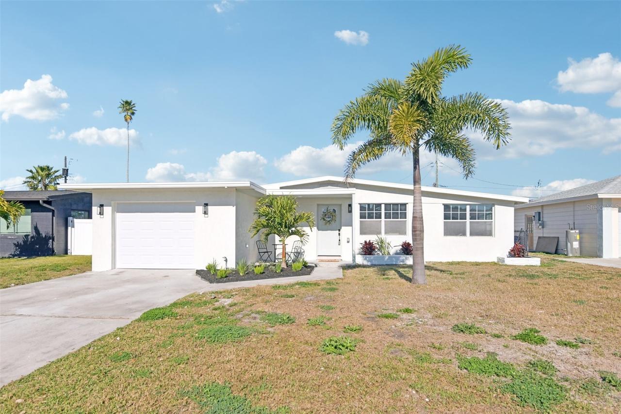 16006 Redington Dr., Redington Shores, FL 33708
