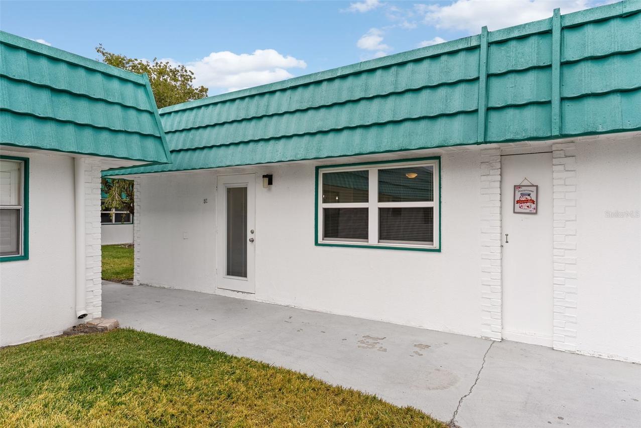 205 Kings Blvd. #52, Sun City Center, FL 33573