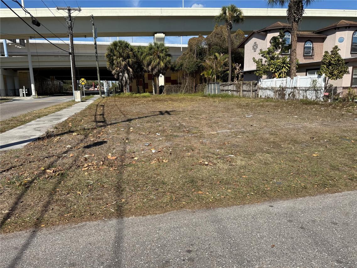 2602 Durham St., Tampa, FL 33605