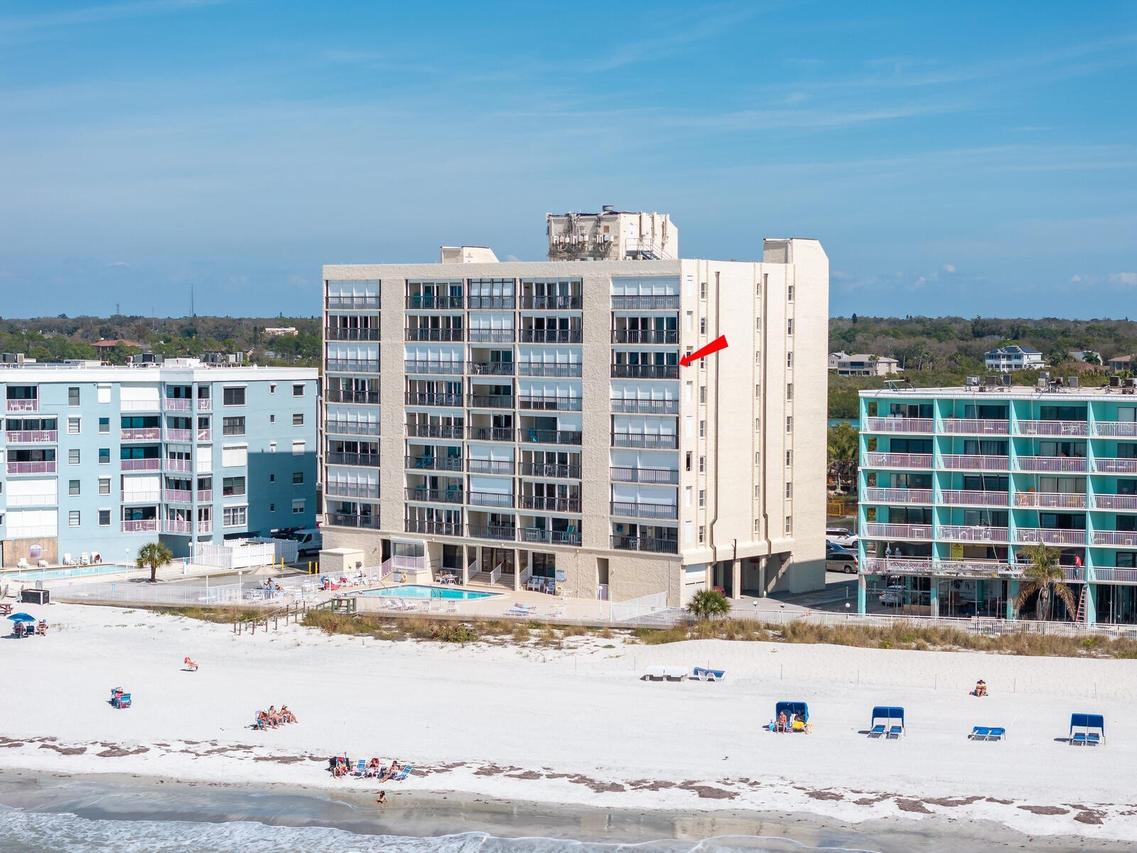 19450 Gulf Blvd. #701, Indian Shores, FL 33785
