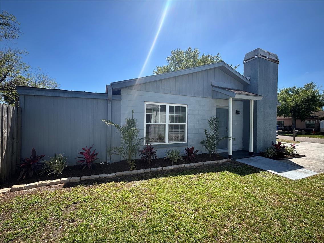 1245 Coolmont Dr., Brandon, FL 33511