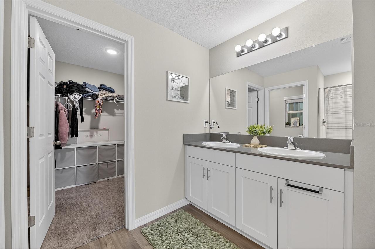 12775 Mangrove Forest Dr., Riverview, FL 33579