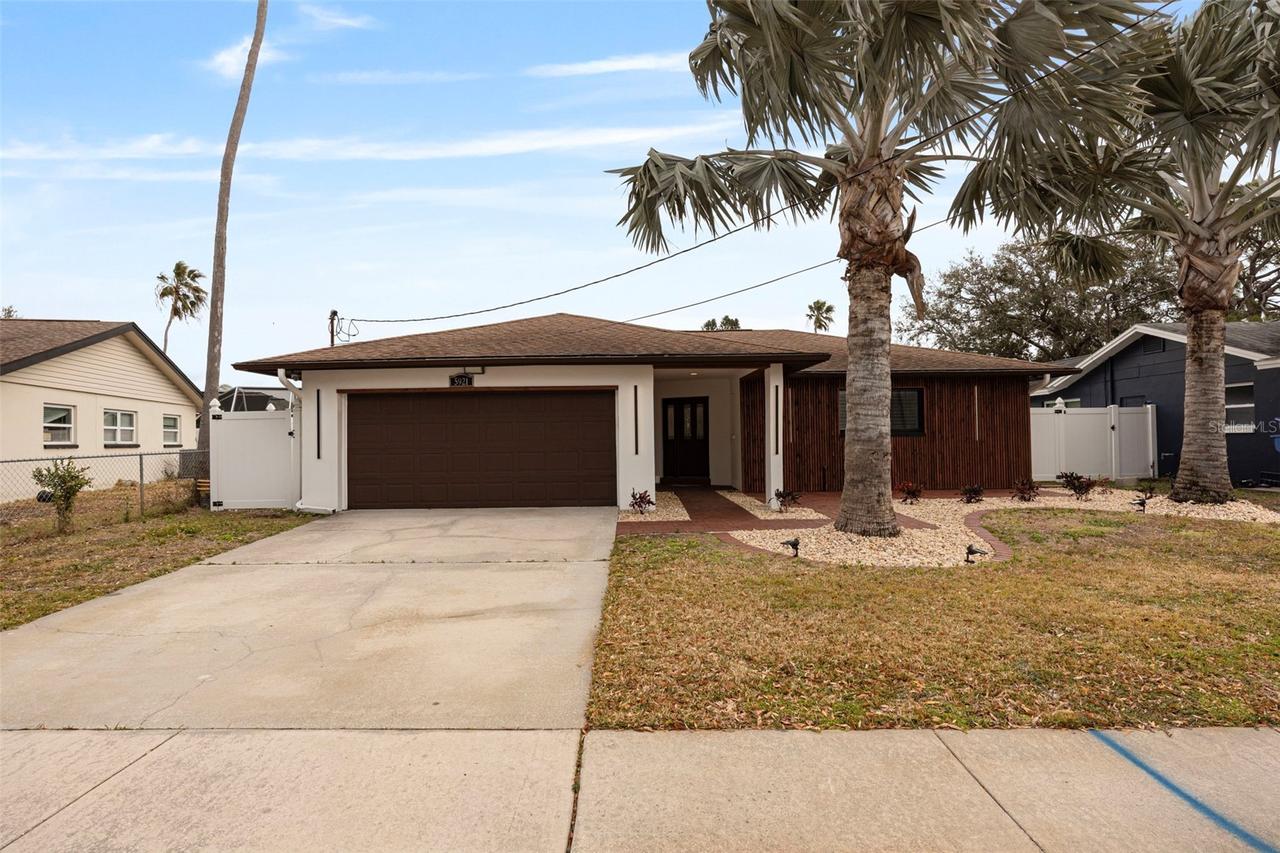 5921 Denver St., St Petersburg, FL 33703