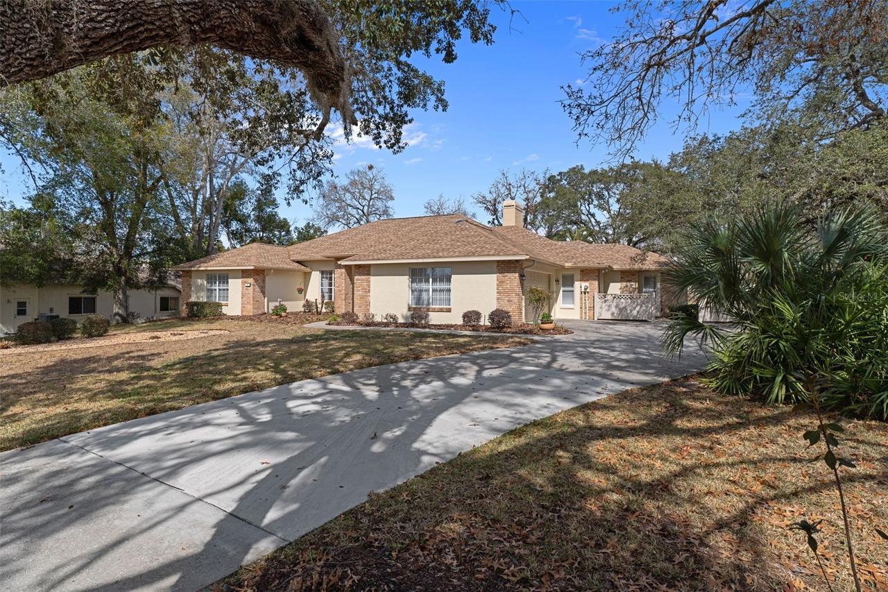 13 S Enclave Point, Homosassa, FL 34446