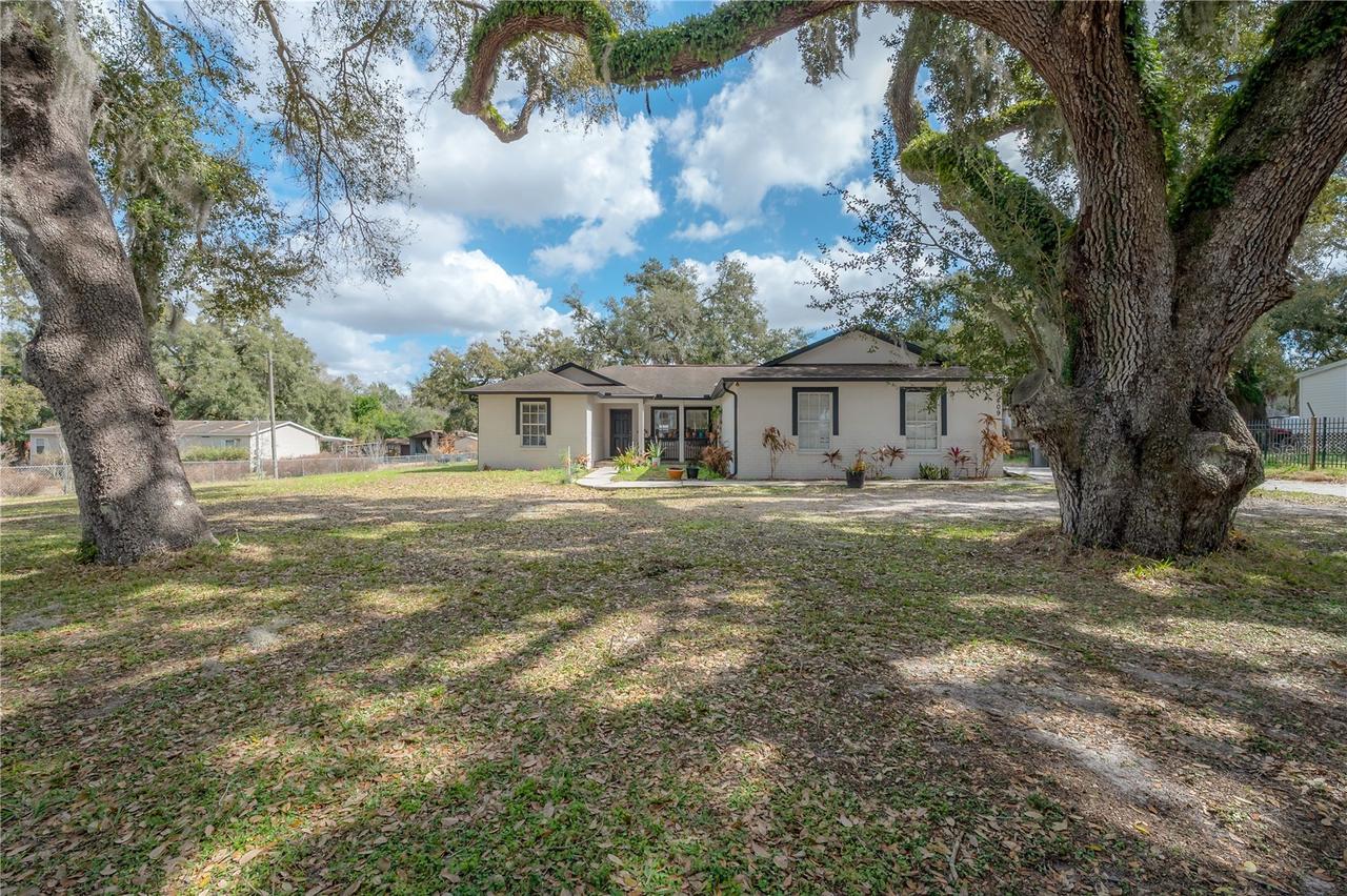 10409 Leland Hawes Rd., Thonotosassa, FL 33592